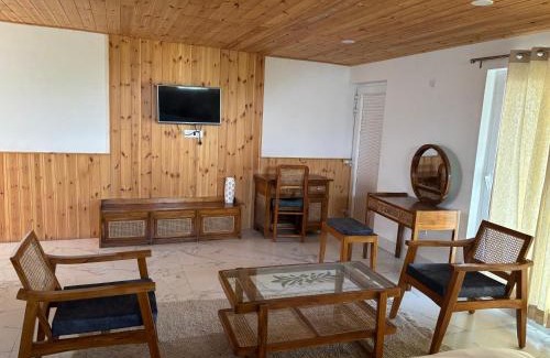 Khattalwada Casa | Trim cottage
