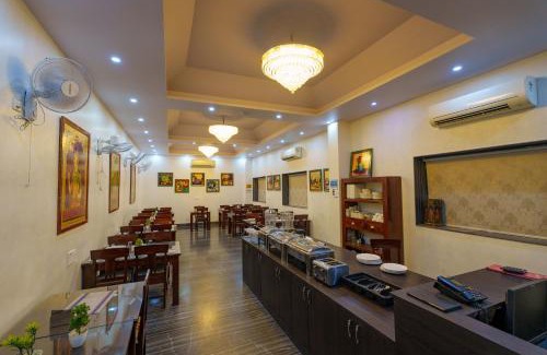 Amer Fort Road Hotel | Trimrooms Mount Blue
