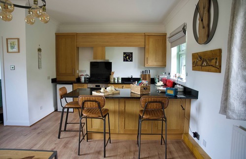 Berkhamsted Cabaña | Tring Grange Cottage - Sleeps 2 - Onsite Parking