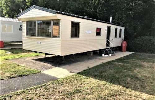 Bembridge Complejo | "Trinity" at Whitecliff Bay Isle of Wight- Yarborough View 4
