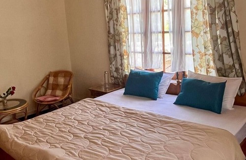 She Hotel | Trinity Home Stay