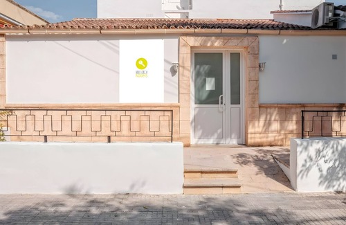Can Pastilla Apartamento | Habitación Triple Nº2' con terraza compartida, Wi-Fi y aire acondicionado
