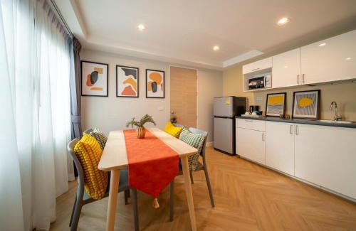Ratchathewi Apartamento | Triple Four