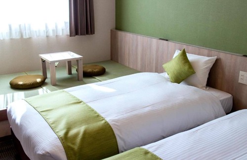 Matsuyama Hotel | Triple room JapaneseWestern style room 20 sq / Naha Okinawa