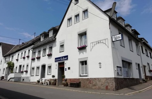 Manderscheid Cabaña | Habitación Triple con ducha / WC (2 personas) - Pension am Lieserpfad