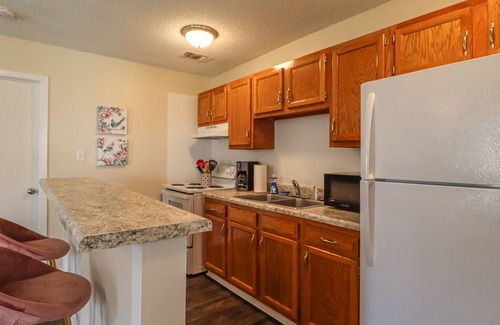 Gulfport Apartamento | Triple Tail Alley - Unit H - Downtown Gulfport!
