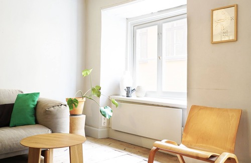 Gamla Stan Apartamento | Triplex Apartment in Old Town "townhouse" Where Modern Design Meets History