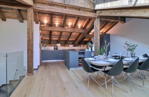 Morzine Apartamento | Triplex de luxe à Morzine: 4 suites, jacuzzi, proche commerces et navettes, animaux acceptés - FR-1-627-69