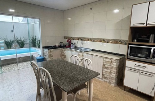 Picarras Casa | Triplex with Swimming Pool and Private Party Room with Pool/Ping Pong