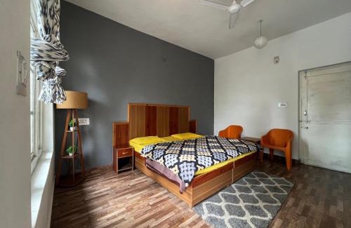 Bhagsu Nag Casa | Tripzlabs