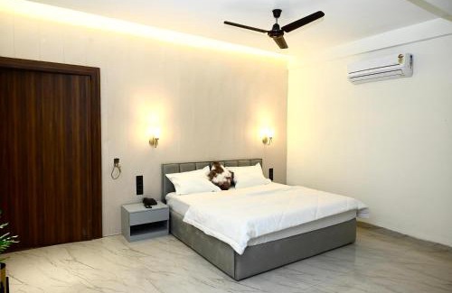 Phulpur Complejo | Trisaa Resort & Banquets