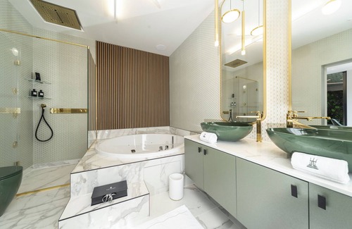 Flaminio Cama Y Desayuno | Tritone Luxury Suites Piazza del Popolo