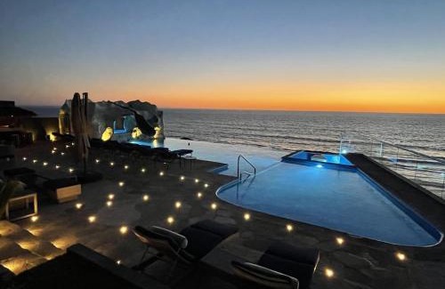 Playas de Rosarito Casa | Tritons Place-Half Acre Oceanfront Paradise With Private Pool, Jacuzzi, Fire Pit, Beach Access