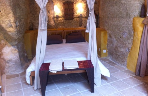 Thore-la-Rochette Cama Y Desayuno | Loft troglodita en el valle del Loira en Francia