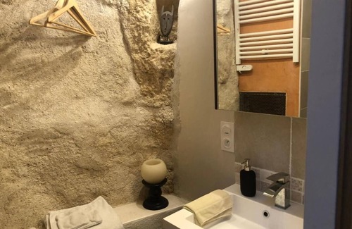 Thore-la-Rochette Casa | TROGOLOFT 2