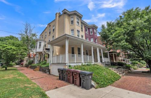Wilmington Apartamento | Trolley Teacup Charming Cozy Studio apts