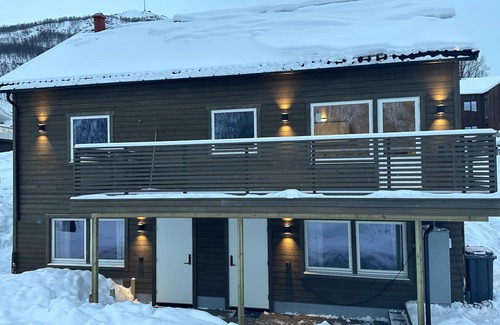 Tromsdalen Apartamento | Tromsdalen Aurora Apartments R. Ny og Koselig Leilighet