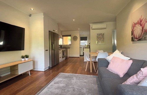 Glenelg North Casa | TrooBloo Unit by The Pat in Glenelg North