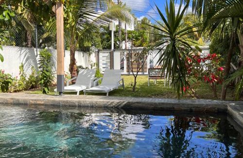 Pointe aux Canonniers Villa | Tropical 3-bedrooms Coastal Residence Creolia2