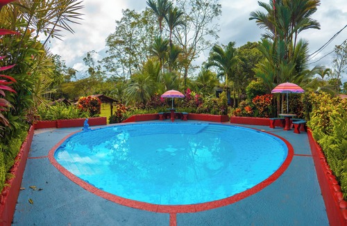 Penjamo Cabina | Tropical Cabin Near La Fortuna – Private Pool & BBQ Oasis