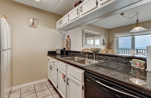 Ocean Cay Condominio | Tropical Condo with Spectacular Ocean Sunrises Views by RedAwning