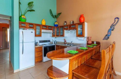 Coco Casa | Tropical Condo with Spectacular Ocean Views, Panoramic Dining Terrace & Quick Walk to Beach