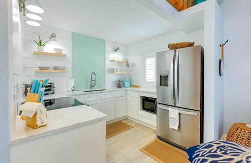 Hobe Sound Cabaña | Tropical Hobe Sound Cottage - 1 milla de la playa!
