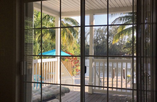 East Naples Cabaña | Tropical Cottage with Million Dollar View- Private home