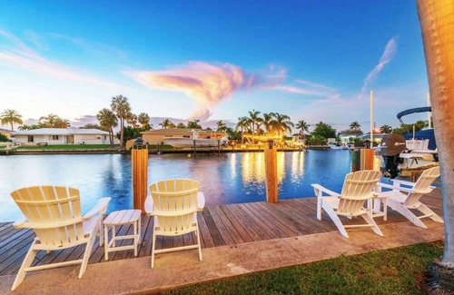 Cypress Lakes Villa | Pompano Tropical Dream - Waterfront 3 habitaciones, con barbacoa, kayaks, piscina climatizada
