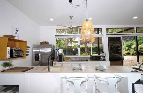 Villarreal Casa | Tropical Escape -3BR Jungle Villa + Private Pool !