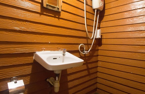 Ko Phi Phi Hotel | Tropical Garden Bungalow