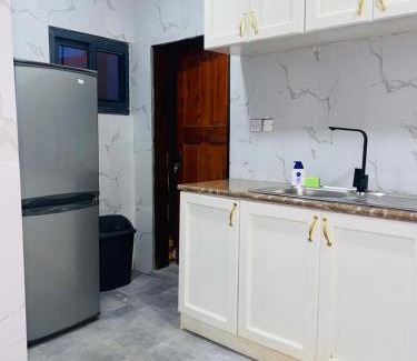 West Coast Division Apartamento | Tropical Getaway - Rooftop Apartment