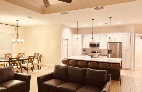 North Port Casa | Tropical getaway w heated pool near Mineral Springs, garage included
