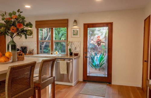 Mount Helix Casa | Tropical Hideaway 15 minutes from downtown and beaches!