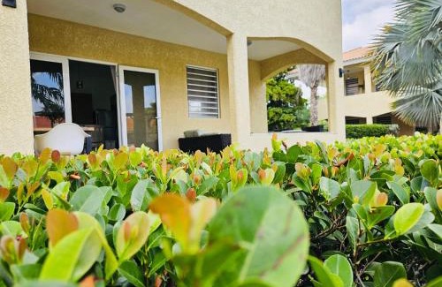 Willemstad Apartamento | Tropical Hideaway at Cocobana Resort