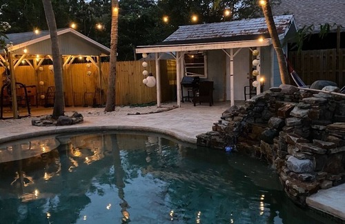 Hobe Sound Casa | Tropical Historic Pool Home, Hobe Sound