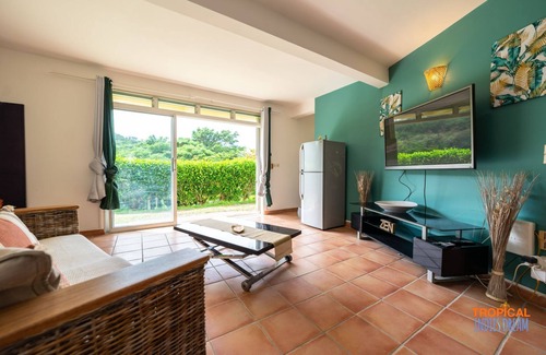 Case-Pilote Apartamento | Tropical Indies Dream Soothing getaway - Cosy living room - 55 m² studio suite