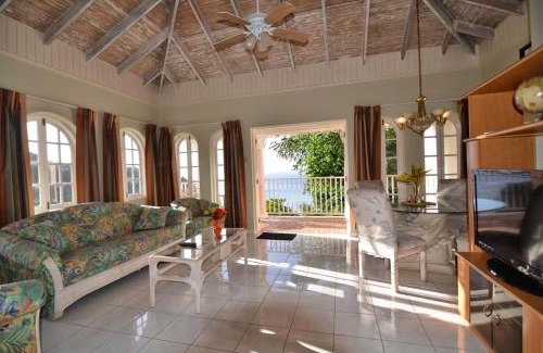 Port Antonio Complejo | Tropical Lagoon Resort