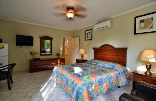 Port Antonio Complejo | Tropical Lagoon Resort