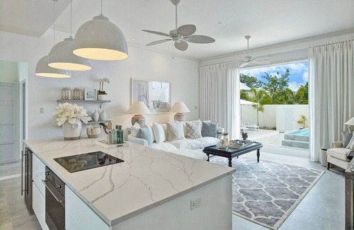 Porters Casa | Tropical Oasis by Beach with Pool - Footprints South