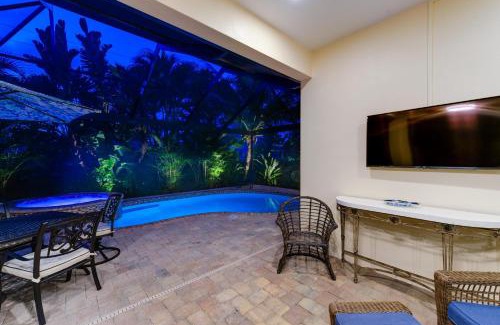 Naples Park Casa | Tropical Oasis I