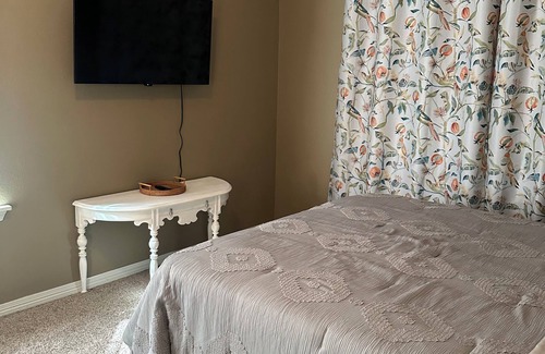 Kingwood Casa | Tropical oasis in the heart of the living forest! Kingwood TX