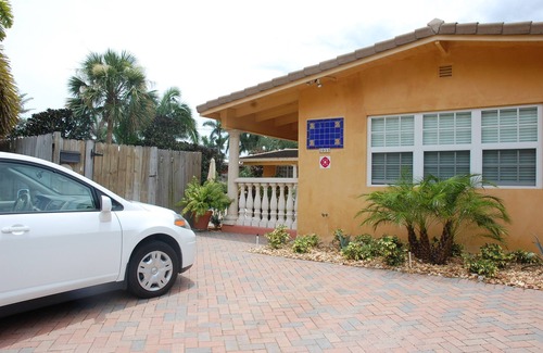 Dolphin Isles Apartamento | Precio con descuento de otoño: oasis tropical, 1 habitación, 3 minutos a pie de la playa