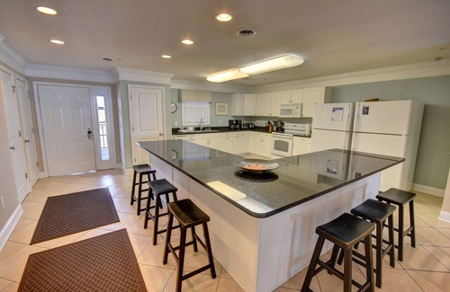 Crescent Beach Villa | ¡¡Paraíso tropical!! Arena en tus dedos! Piscina, jacuzzi, mascotas, cable, wifi!