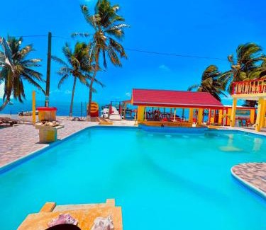 Cayo Corker Hotel | Tropical Paradise