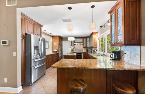 Stuart Casa | Tropical Resort Style Retreat w/ Pool House 4BR, 3 Bath