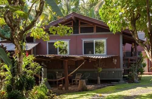 Kehena Casa | Casa de huéspedes de árboles tropicales cerca de Pahoa, Hawaii
