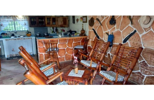 Villa Altagracia Casa | Villa tropical con piscina (Villa Altagracia)