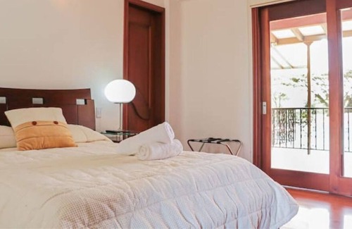 Cerritos Casa | Tropical Villa 4BD 5BA