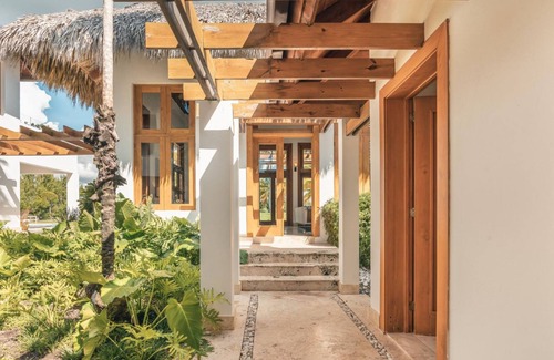 Punta Cana Villa | Tropical Villa With Maid and Butler in Cap Cana